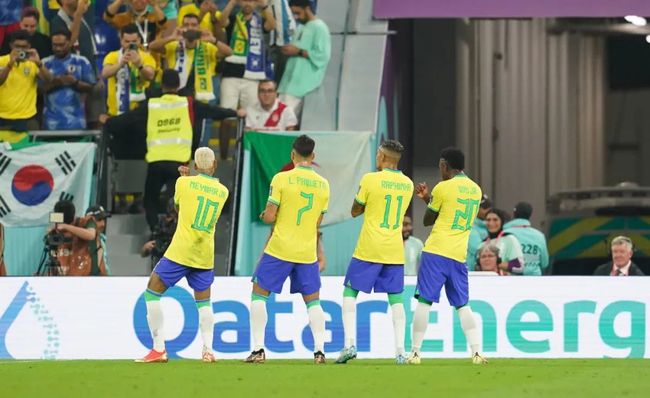 《浴血黑帮》宣布推出续集剧集 10 德鲁·斯特鲁赞去世 曾为《哈利·波特》设计海报 独家专访 王鹤润专访 | “见山是山” 从演自己到成为角 宋木子专访|从“献声”到“参演”的圆梦之旅 明星写真 去写真频道 王俊凯盛夏光年大片 展现一纪成长轨迹与艺术 啪姐性感登封！